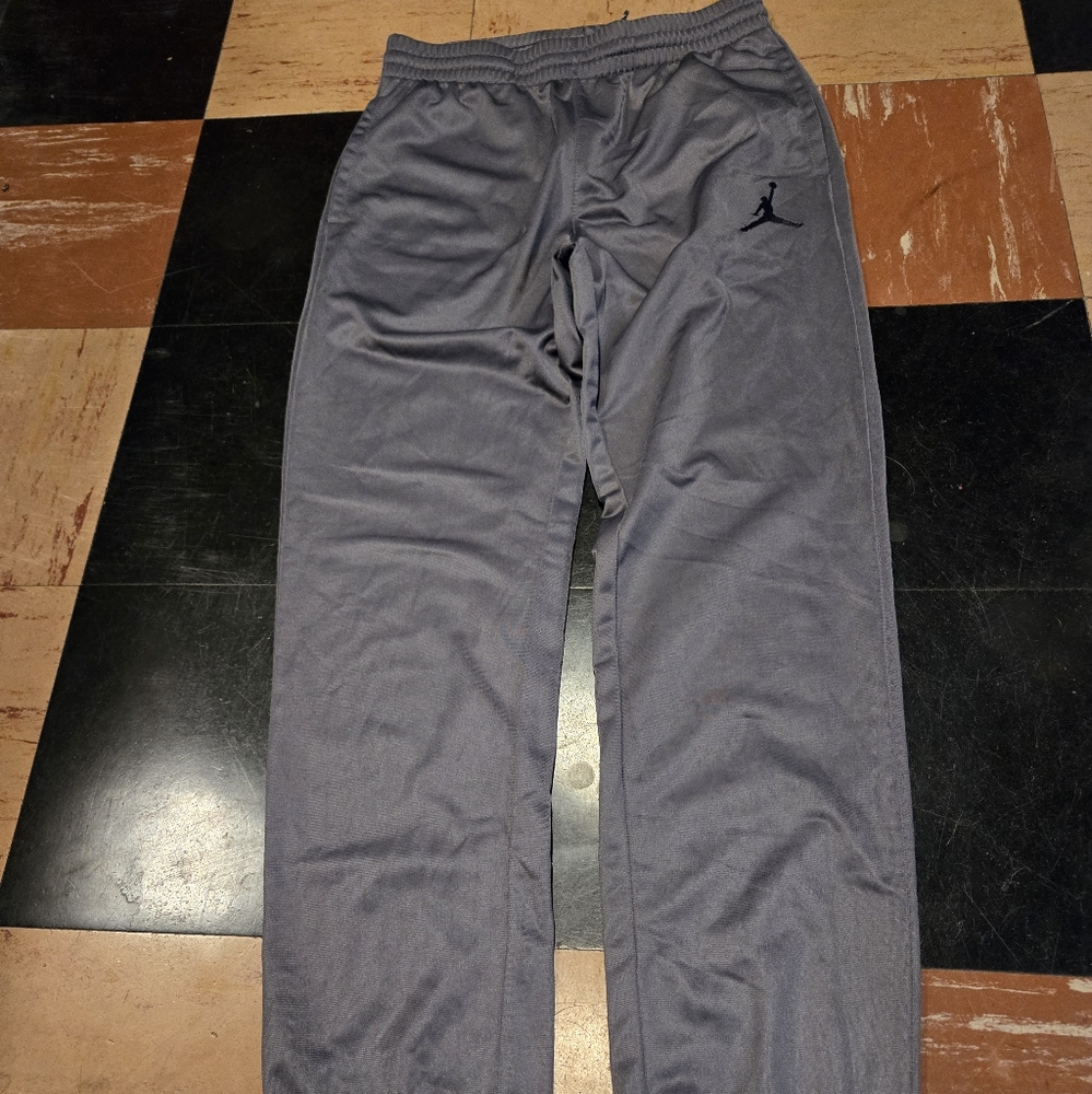 Michael Jordan Jordan gray sweatpants black jump man youth  large 12/14 LIKE NEW